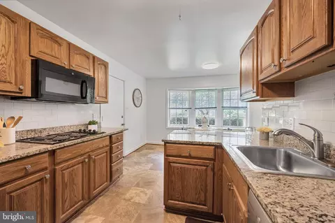 8105 Greeley Blvd, Springfield, VA 22152 photo 10