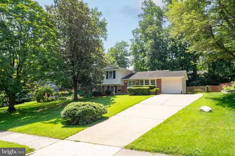 8105 Greeley Blvd, Springfield, VA 22152 photo 2