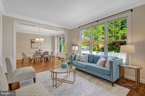 Living - 1519 Pathfinder Ln, Mclean, VA 22101 photo 1 of 6
