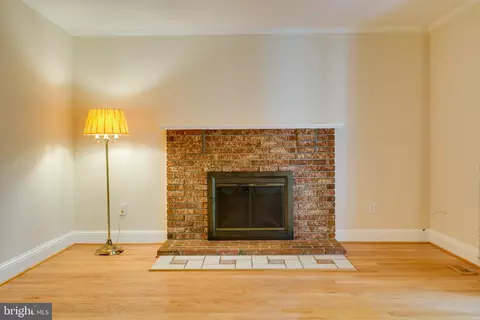 7007 Barnacle Pl, Burke, VA 22015 photo 12