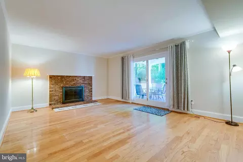 7007 Barnacle Pl, Burke, VA 22015 photo 11