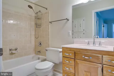 7007 Barnacle Pl, Burke, VA 22015 photo 32