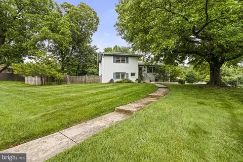 7119 Sea Cliff Rd, Mclean, VA 22101