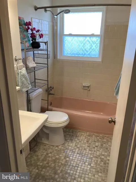 6107 Dana Ave, Springfield, VA 22150 photo 10
