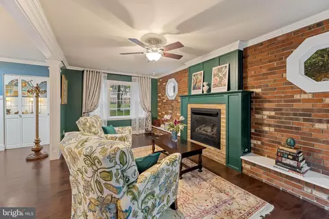 2411 Rosedown Dr, Reston, VA 20191 photo 19