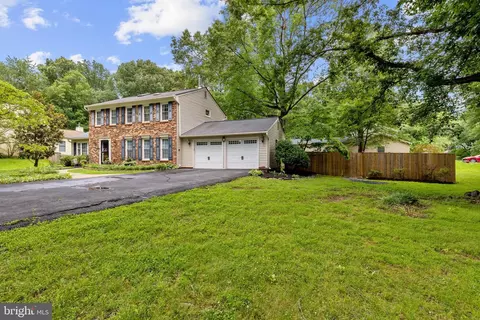 2411 Rosedown Dr, Reston, VA 20191 photo 11