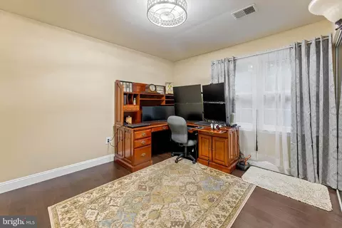 2411 Rosedown Dr, Reston, VA 20191 photo 38