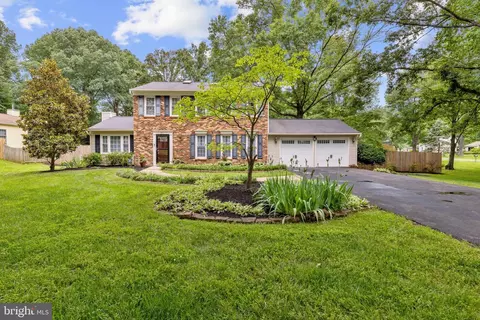 2411 Rosedown Dr, Reston, VA 20191 photo 12