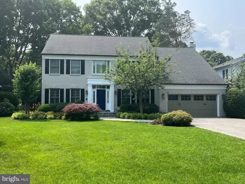 8632 Plymouth Rd, Alexandria, VA 22308
