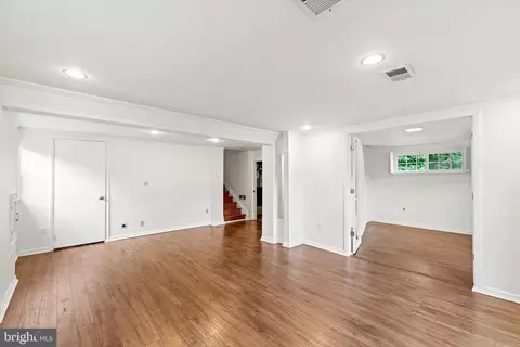 6708 Harwood Pl, Springfield, VA 22152 photo 22