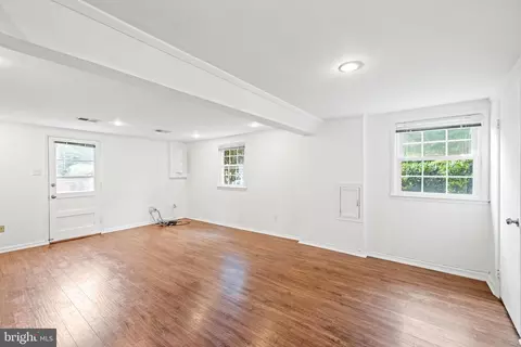 6708 Harwood Pl, Springfield, VA 22152 photo 21