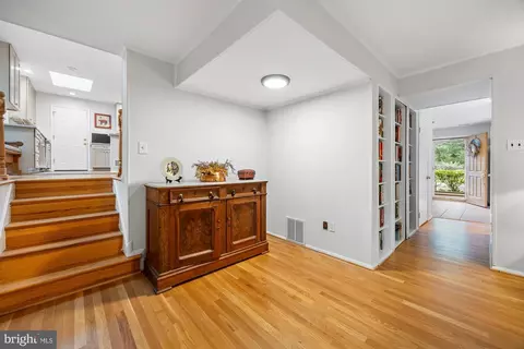 8306 Winslow Ave, Springfield, VA 22152 photo 20