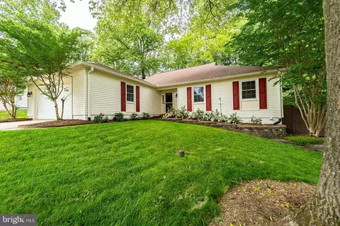 7913 Double Creek Ct, Springfield, VA 22153