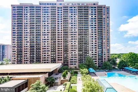 5505 Seminary Rd #305N, Falls Church, VA 22041