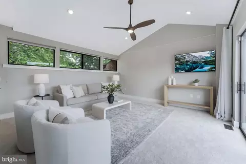 Living - 2003 Lakebreeze Way, Reston, VA 20191 photo 5 of 7