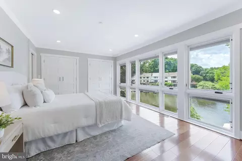 Bedroom - 2003 Lakebreeze Way, Reston, VA 20191 photo 1 of 5