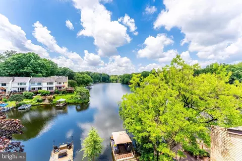 View/Area - 2003 Lakebreeze Way, Reston, VA 20191 photo 10 of 10