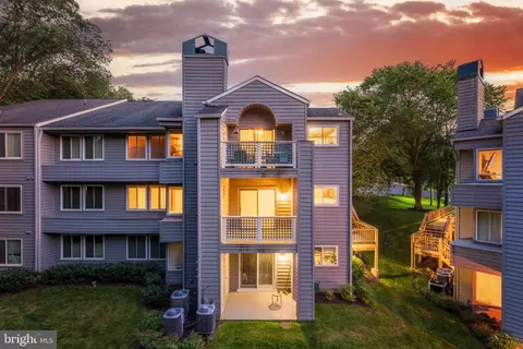 11733 D Summerchase Cir #1733D, Reston, VA 20194