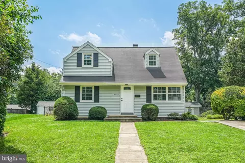 6421 Olmi Landrith Dr, Alexandria, VA 22307
