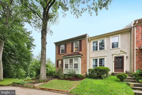 8536 Springfield Oaks Dr, Springfield, VA 22153 photo 33