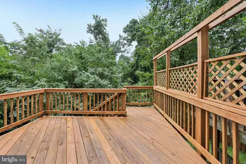 8536 Springfield Oaks Dr, Springfield, VA 22153 photo 31