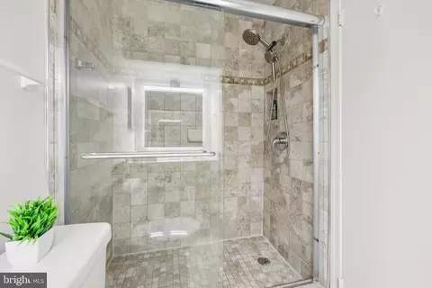 8536 Springfield Oaks Dr, Springfield, VA 22153 photo 21