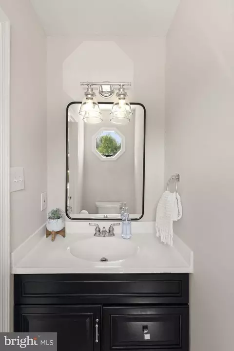 Bath - 7390 Stream Way, Springfield, VA 22152 photo 1 of 4