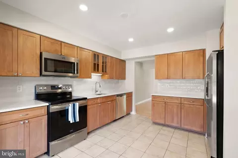Kitchen - 7390 Stream Way, Springfield, VA 22152 photo 2 of 3