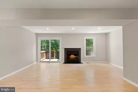 Living - 7390 Stream Way, Springfield, VA 22152 photo 2 of 6
