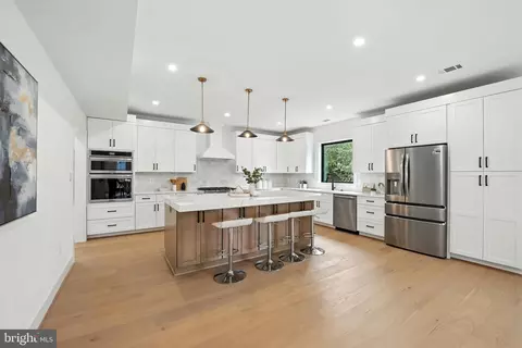 Kitchen - 8118 Drayton Ln, Springfield, VA 22151 photo 1 of 6