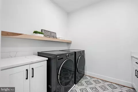 Other - 8118 Drayton Ln, Springfield, VA 22151 photo 5 of 16