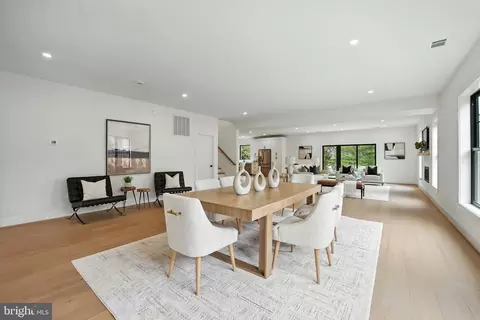 Dining - 8118 Drayton Ln, Springfield, VA 22151 photo 3 of 5