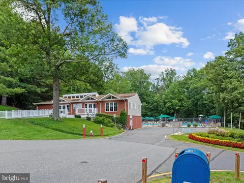 8490 Magic Tree Ct, Springfield, VA 22153 photo 43