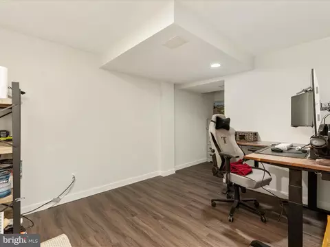 8490 Magic Tree Ct, Springfield, VA 22153 photo 31
