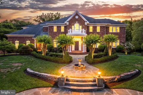 6318 Georgetown Pike, Mclean, VA 22101