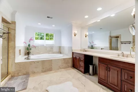 Bath - 6318 Georgetown Pike, Mclean, VA 22101 photo 3 of 3
