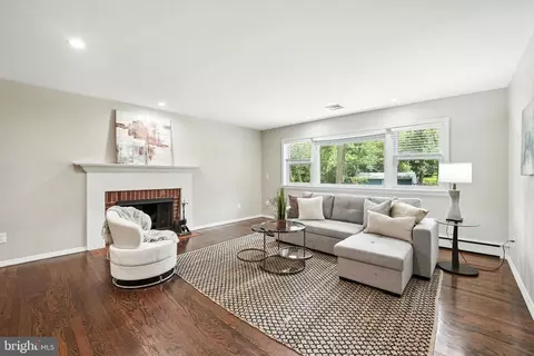 Living - 1740 Proffit Rd, Vienna, VA 22182 photo 2 of 3