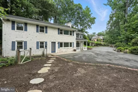 Exterior - 1740 Proffit Rd, Vienna, VA 22182 photo 2 of 9