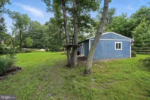 Exterior - 1740 Proffit Rd, Vienna, VA 22182 photo 3 of 9