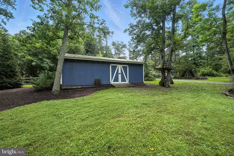 Exterior - 1740 Proffit Rd, Vienna, VA 22182 photo 4 of 9