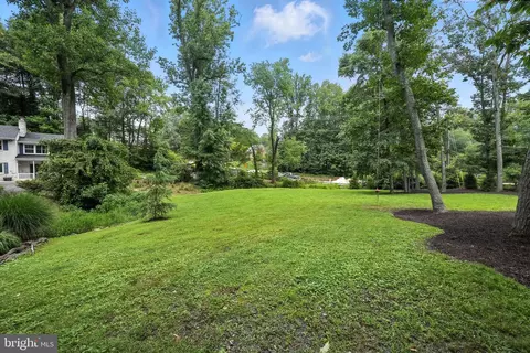 Exterior - 1740 Proffit Rd, Vienna, VA 22182 photo 5 of 9