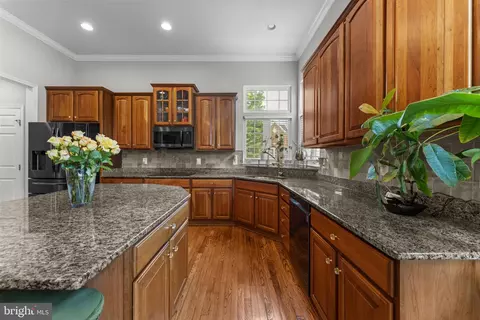 Kitchen - 9958 E Hill Dr, Lorton, VA 22079 photo 1 of 4