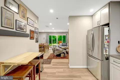 2045 Headlands Cir, Reston, VA 20191 photo 23