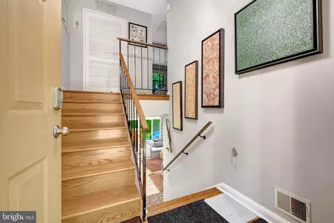 2045 Headlands Cir, Reston, VA 20191 photo 24