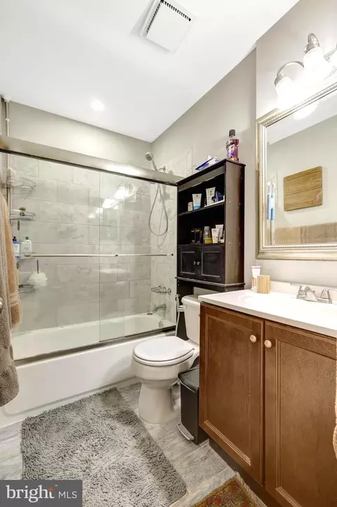 2045 Headlands Cir, Reston, VA 20191 photo 8