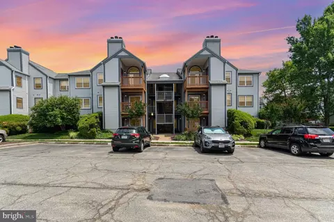 6905 L Victoria Dr #6905-L, Alexandria, VA 22310