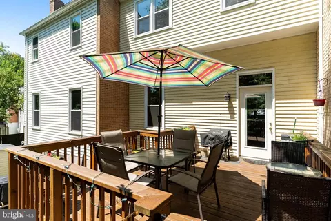 8330 Uxbridge Ct, Springfield, VA 22151 photo 28
