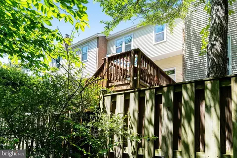8330 Uxbridge Ct, Springfield, VA 22151 photo 32