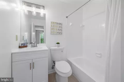 8070 Sleepy View Ln, Springfield, VA 22153 photo 23