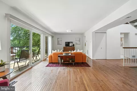Living - 2151 Cabots Point Ln, Reston, VA 20191 photo 1 of 6